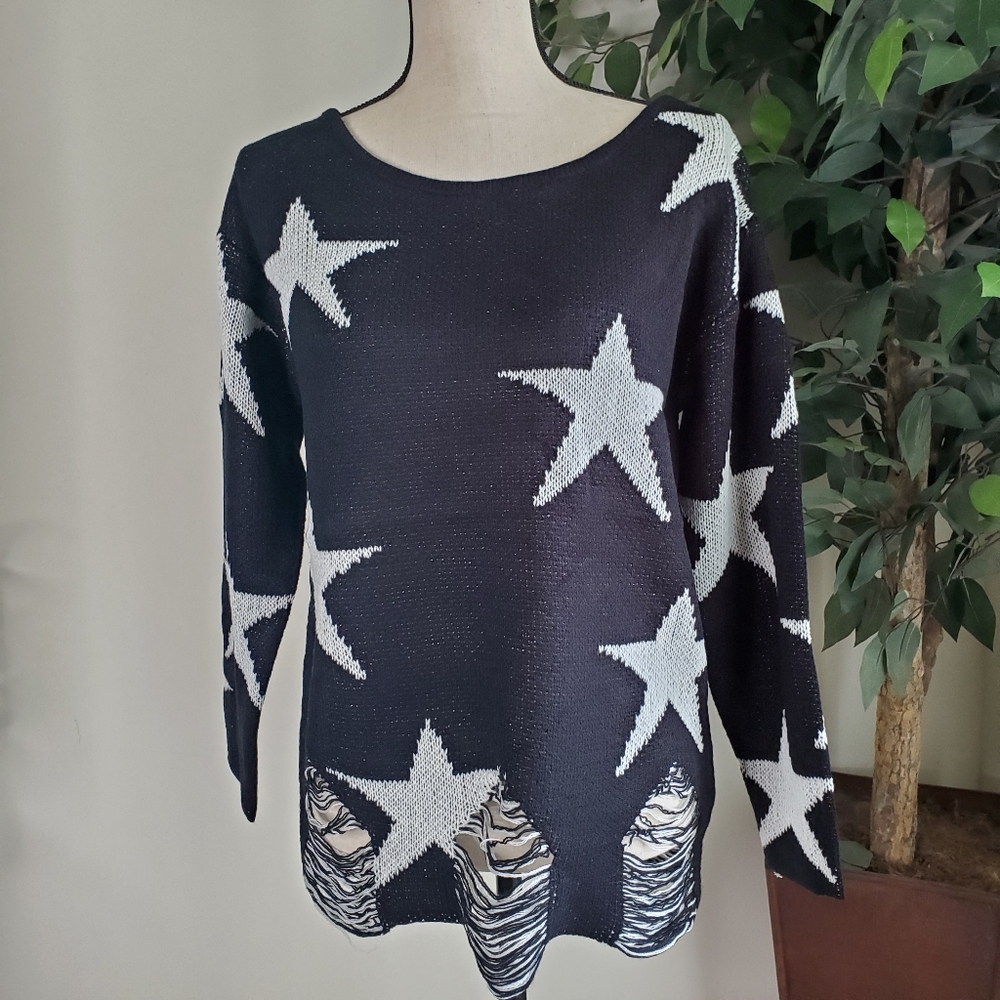 New! Black Knit Star Distressed Hem Sweater - Picture 4 of 8